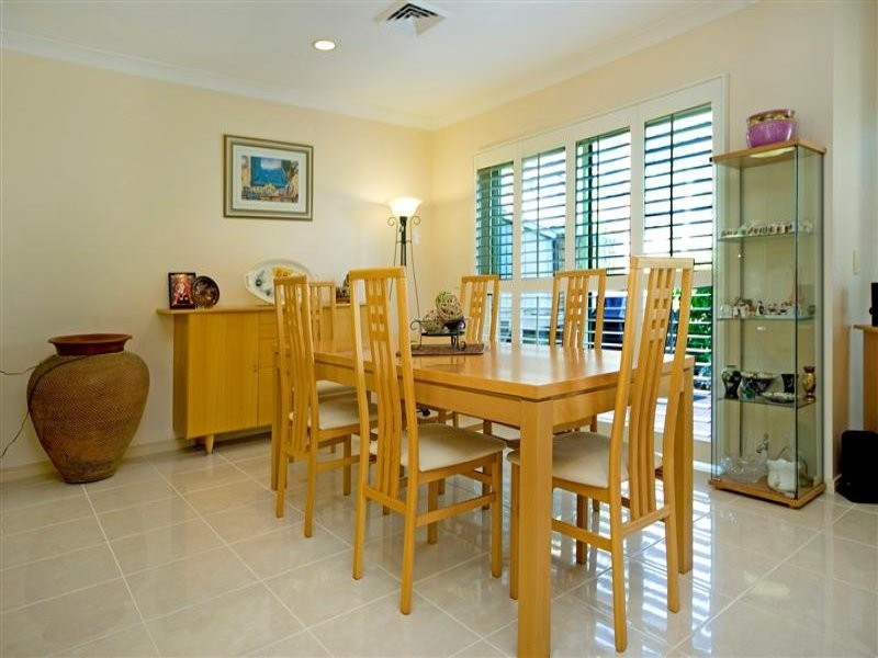 Hope Island QLD 4212