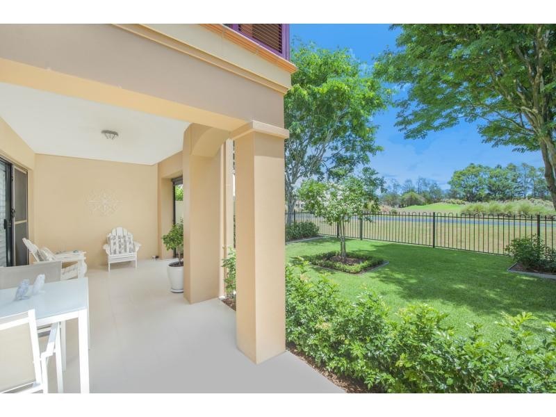3211 Palladian Drive, Hope Island QLD 4212