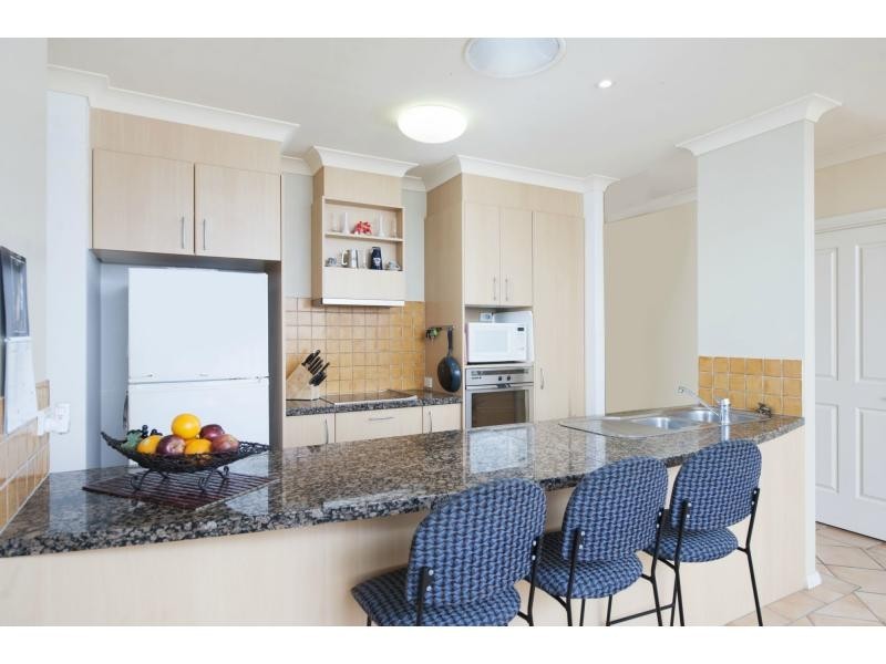 3 Shinnecock Close, Hope Island QLD 4212