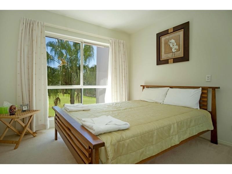 8427 Magnolia Drive, Hope Island QLD 4212