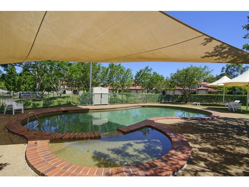 8427 Magnolia Drive, Hope Island QLD 4212