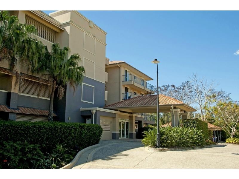 8427 Magnolia Drive, Hope Island QLD 4212