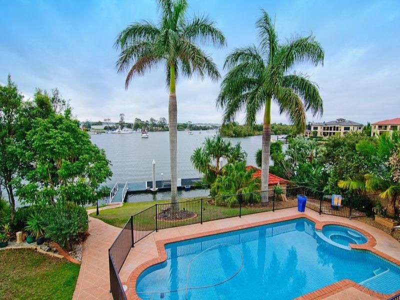 Hope Island QLD 4212
