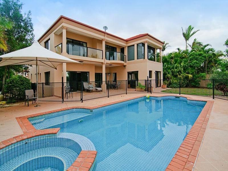 Hope Island QLD 4212