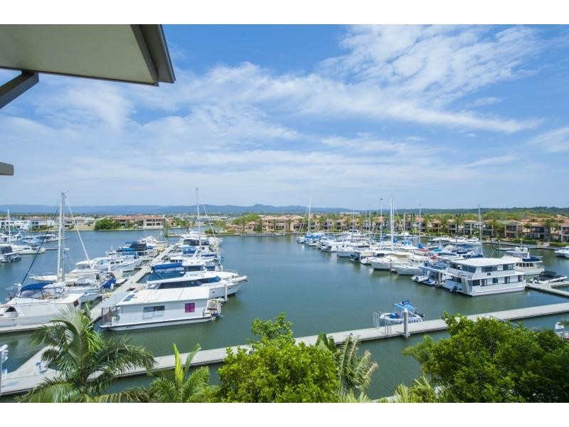 1804 Rialto Quay Drive, Hope Island QLD 4212