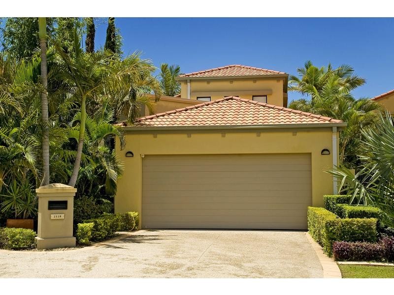 Hope Island QLD 4212