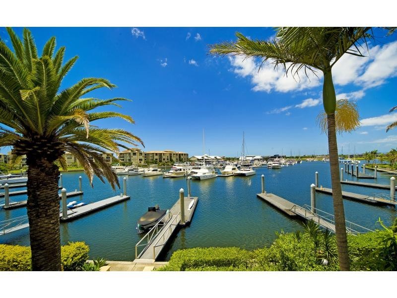 Hope Island QLD 4212