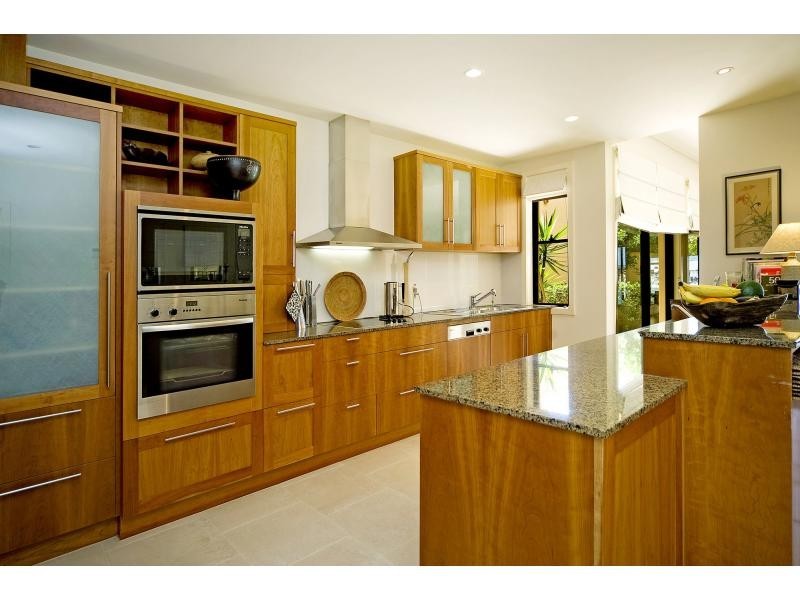 Hope Island QLD 4212