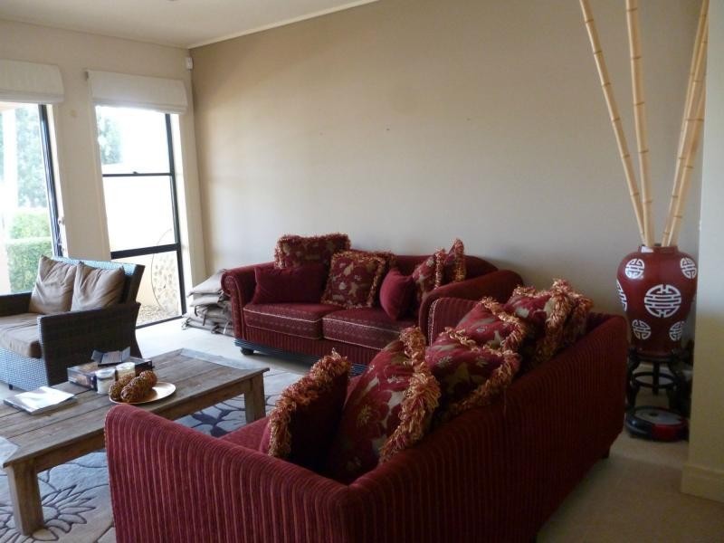 Hope Island QLD 4212