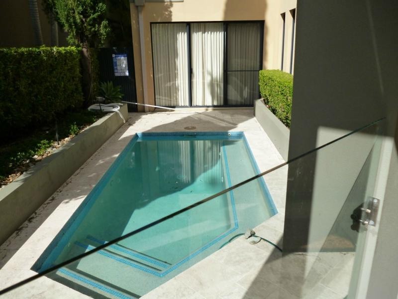 Hope Island QLD 4212