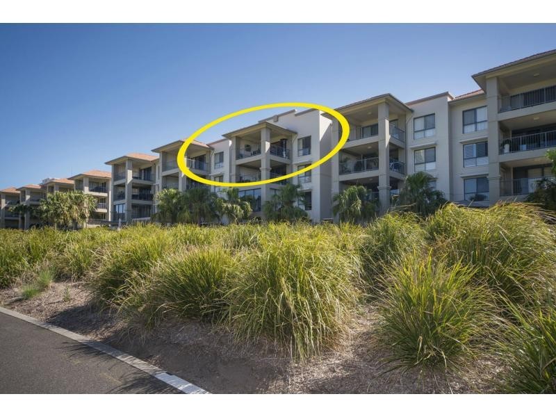 8418 Magnolia Drive East, Hope Island QLD 4212