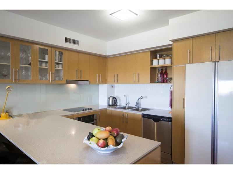 8418 Magnolia Drive East, Hope Island QLD 4212