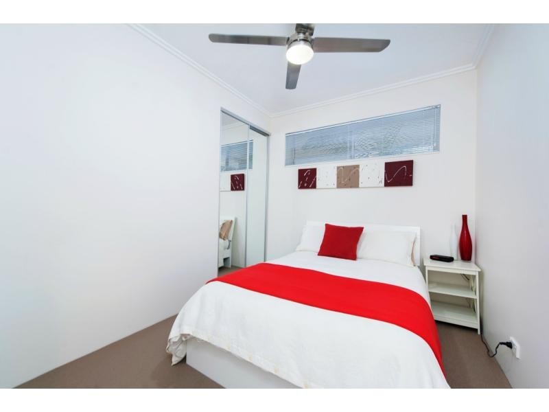 1758 Rialto Quay Drive, Stillwater Apartments, Hope Island QLD 4212