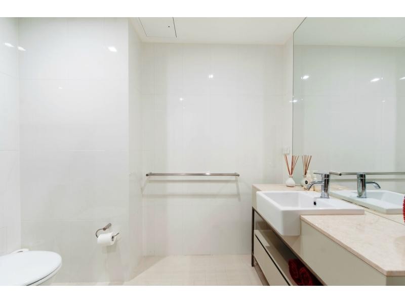 1758 Rialto Quay Drive, Stillwater Apartments, Hope Island QLD 4212