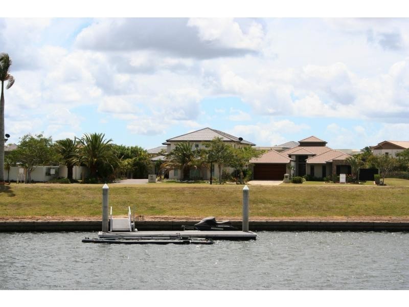 L67 Virginia Drive, Hope Island QLD 4212