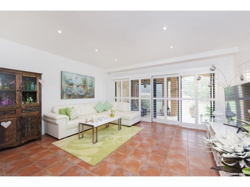 3282 Palladian Drive, Hope Island QLD 4212