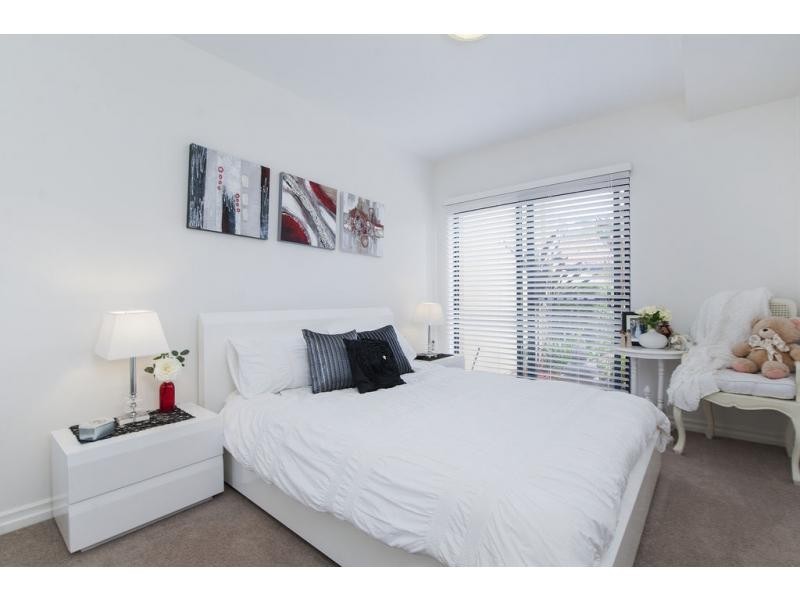 3282 Palladian Drive, Hope Island QLD 4212