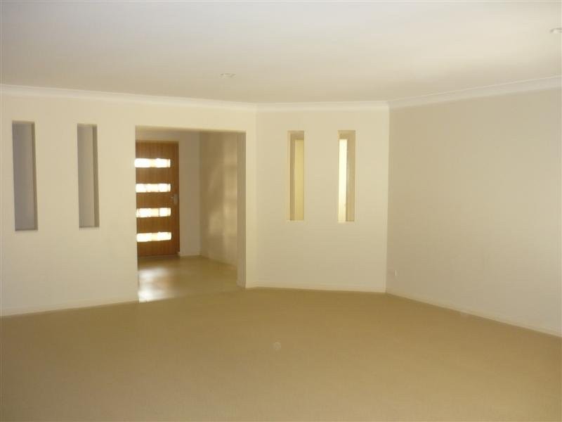 Coomera Waters QLD 4209