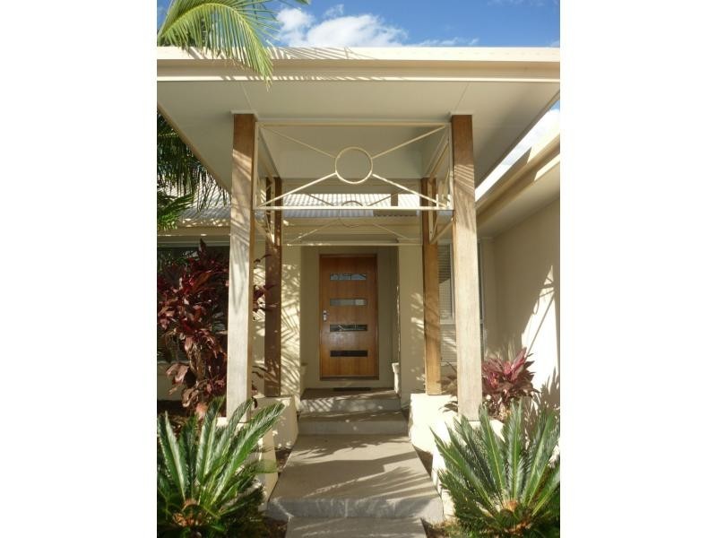 Coomera Waters QLD 4209