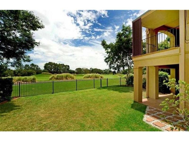 Hope Island QLD 4212