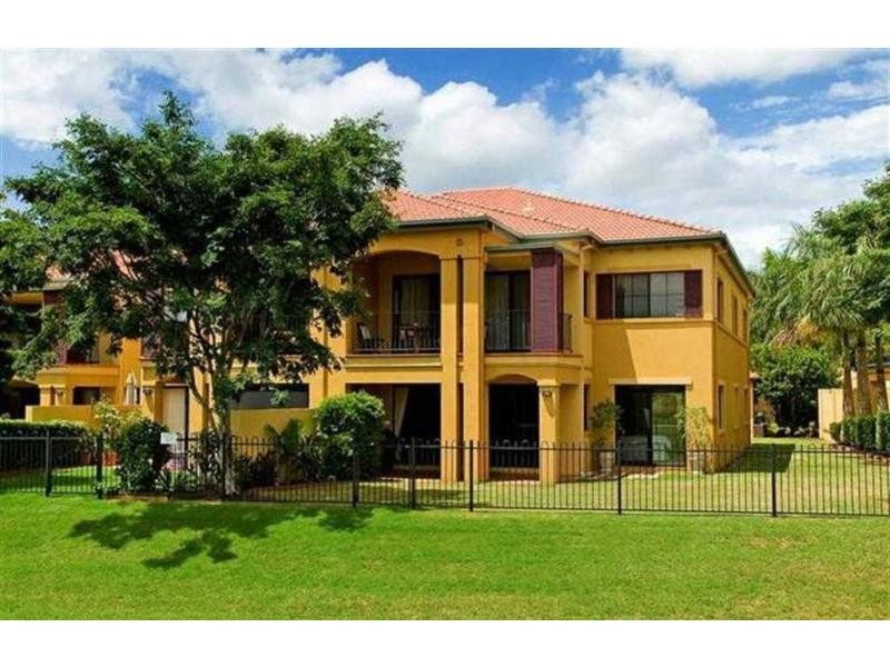 Hope Island QLD 4212