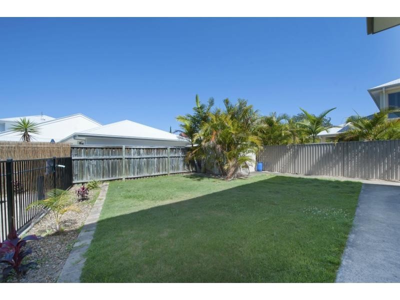 6 Southaven Drive, River Links, Helensvale QLD 4212