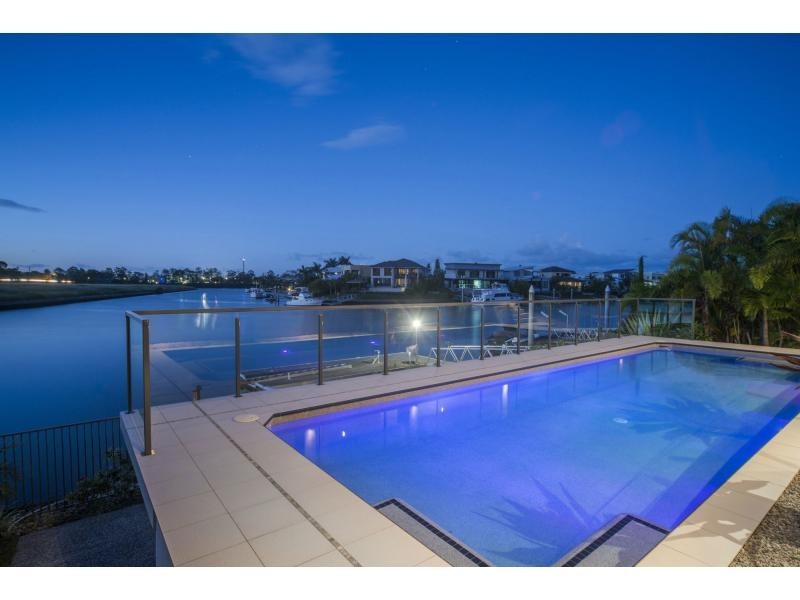 74 Southaven Drive, River Links, Helensvale QLD 4212