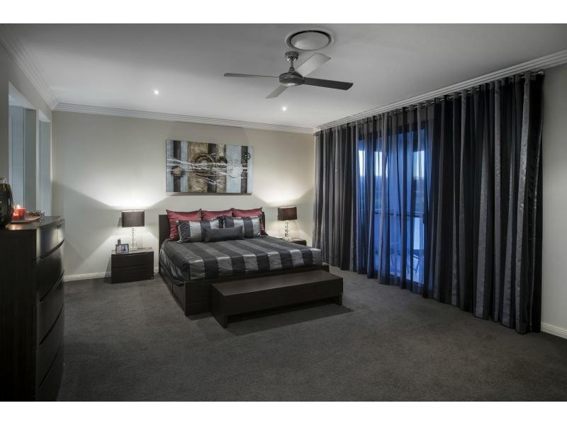 74 Southaven Drive, River Links, Helensvale QLD 4212