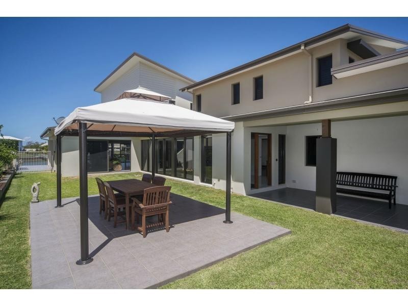 53 Westward Way, Coomera Waters QLD 4209
