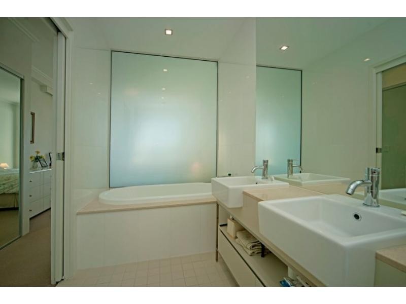 1772 Rialto Quay Drive, Stillwater Apartments, Hope Island QLD 4212