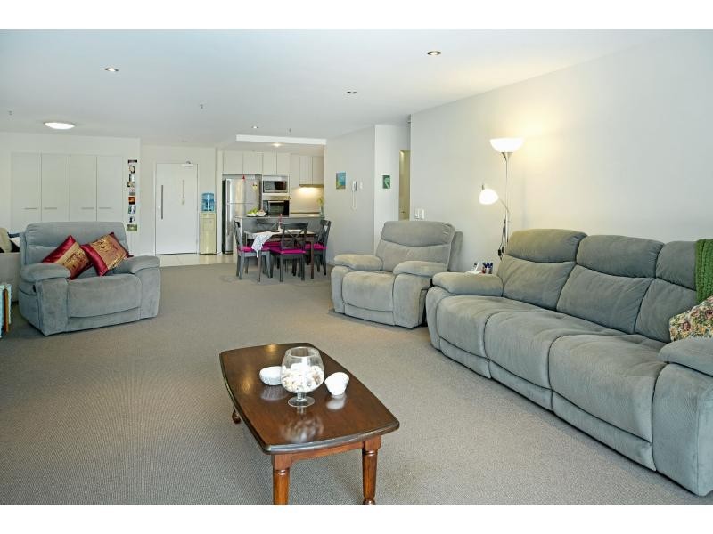 3101 Activa Way, Azzura Greens, Hope Island QLD 4212