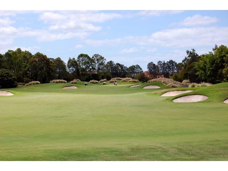 3213 Palladian Drive, Hope Island QLD 4212