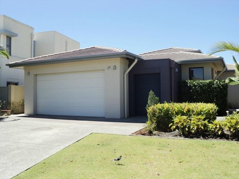 Hope Island QLD 4212