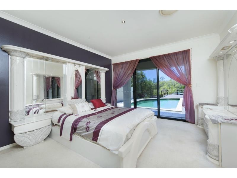 20 River Cove Place, Helensvale QLD 4212