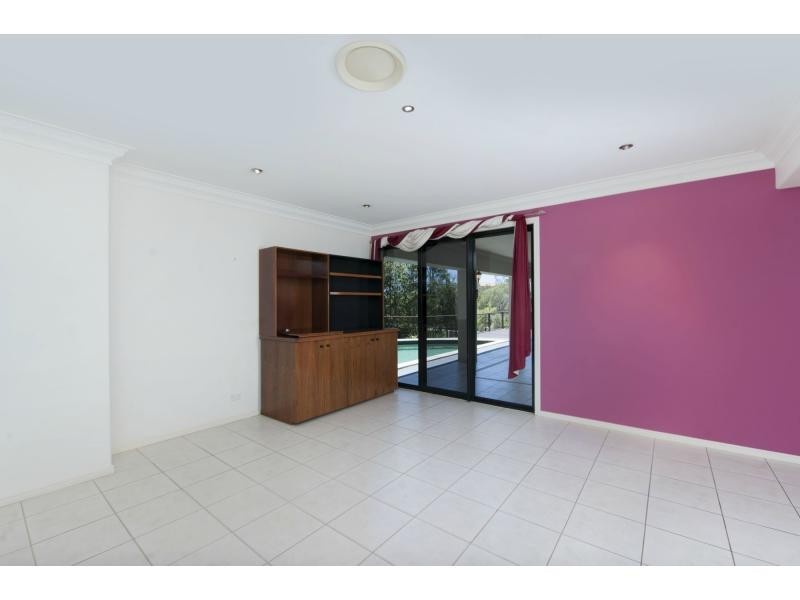 20 River Cove Place, Helensvale QLD 4212