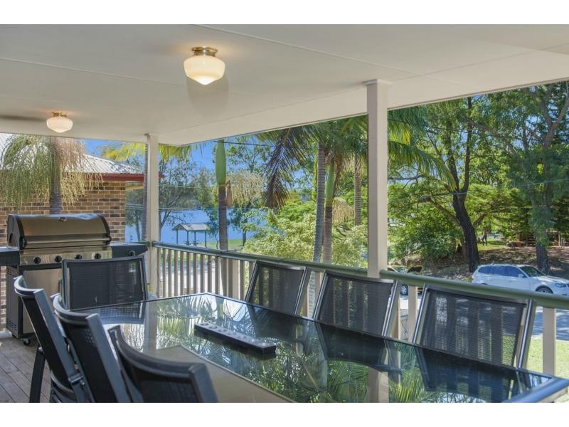 52 Babirra Street, Hope Island QLD 4212