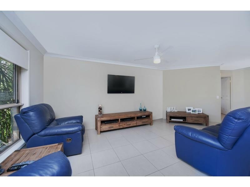 52 Babirra Street, Hope Island QLD 4212