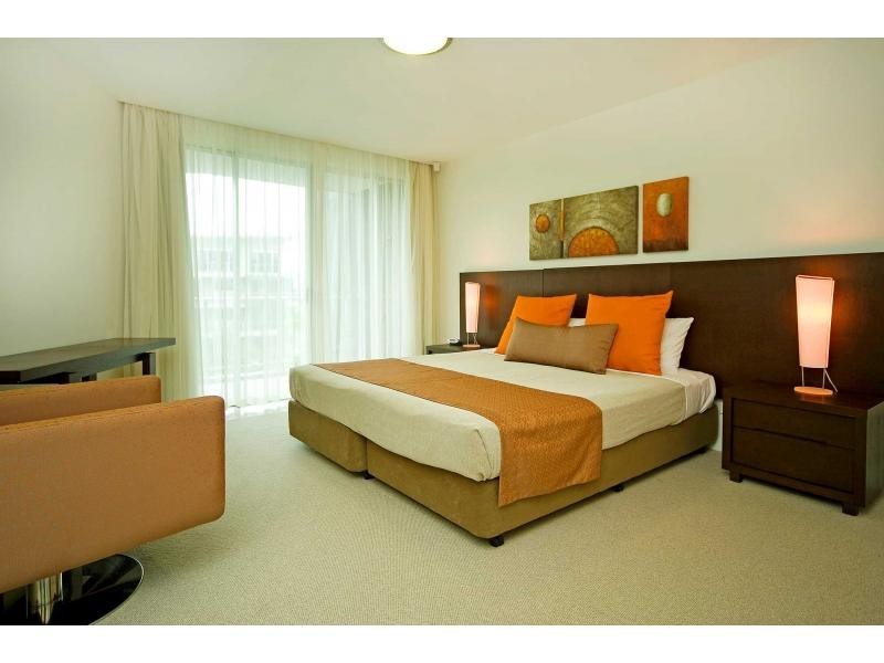 Unit 2302/2 Activa Way, Hope Island QLD 4212