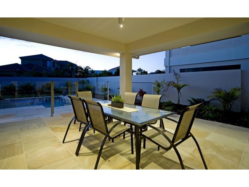 Hope Island QLD 4212