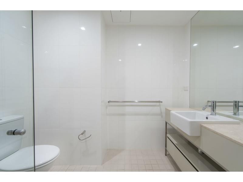 1784 Rialto Quay Drive, Hope Island QLD 4212