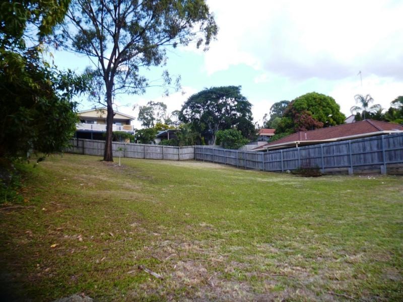 14 Akoonah Street, Hope Island QLD 4212