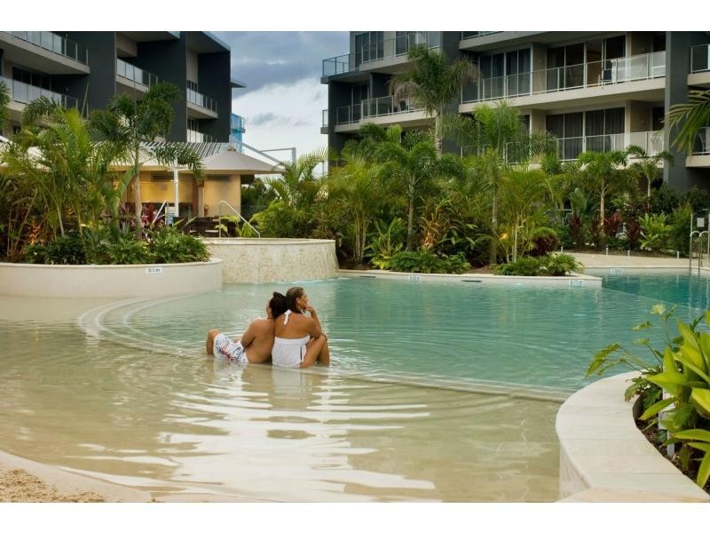 2211 Activa Way, Hope Island QLD 4212