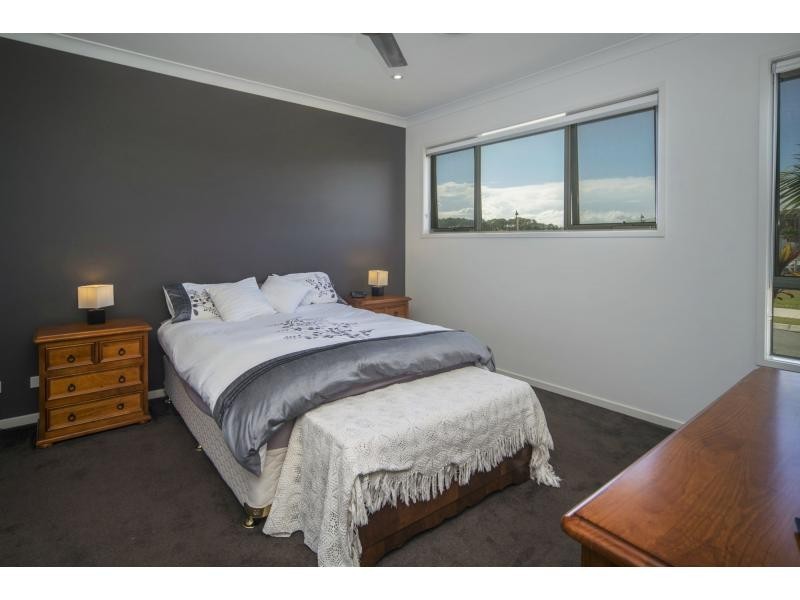 21 Mariner Avenue, COVA, Hope Island QLD 4212