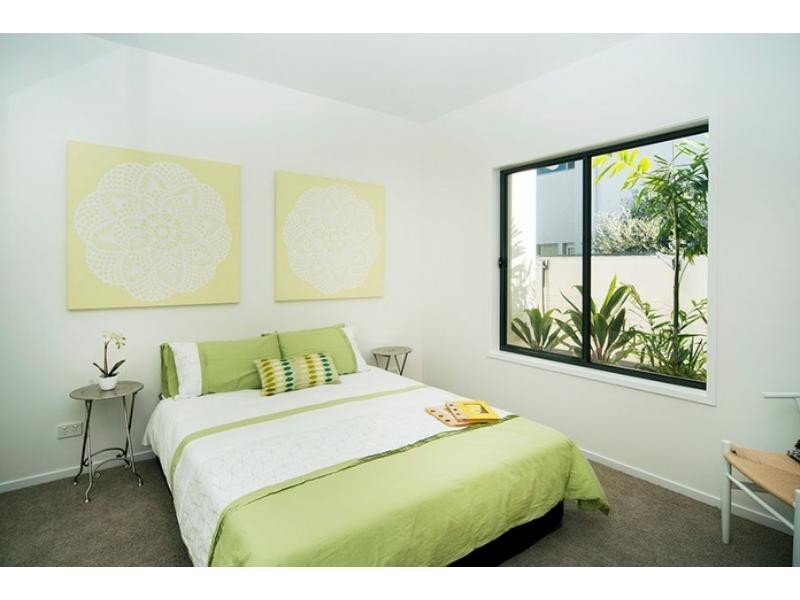Hope Island QLD 4212