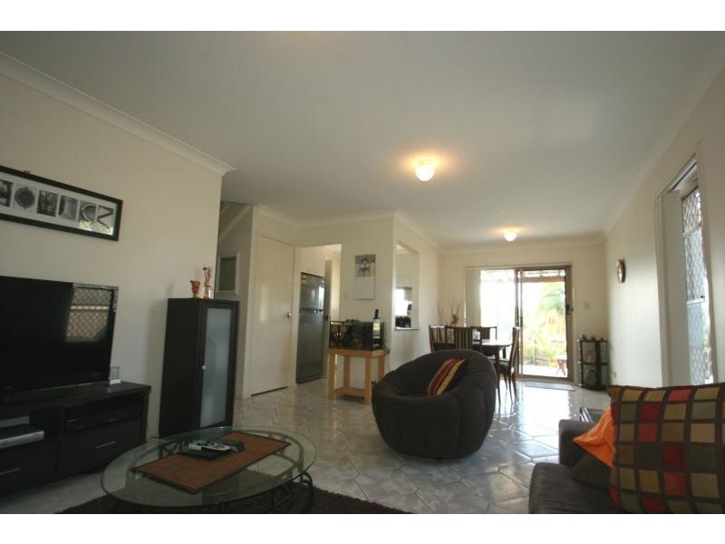 21/9 McMillan Street, Labrador QLD 4215