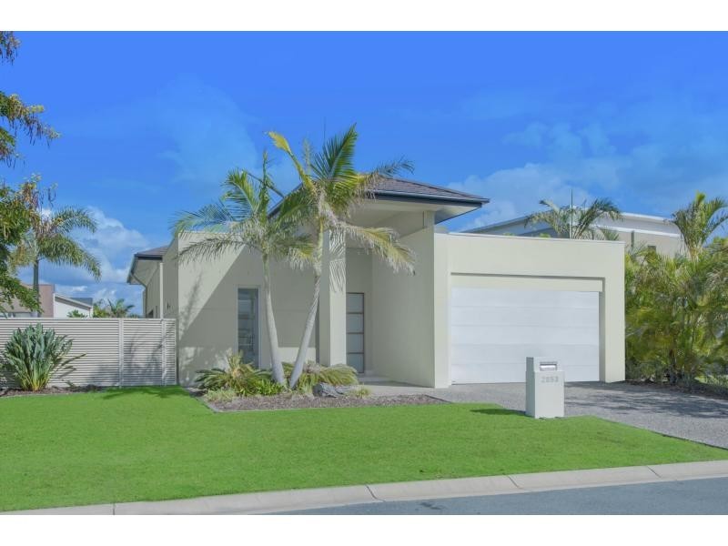 2853 Virginia Drive, Hope Island QLD 4212