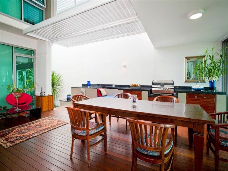 9104/2 Ephraim Island Parade, Paradise Point QLD 4216