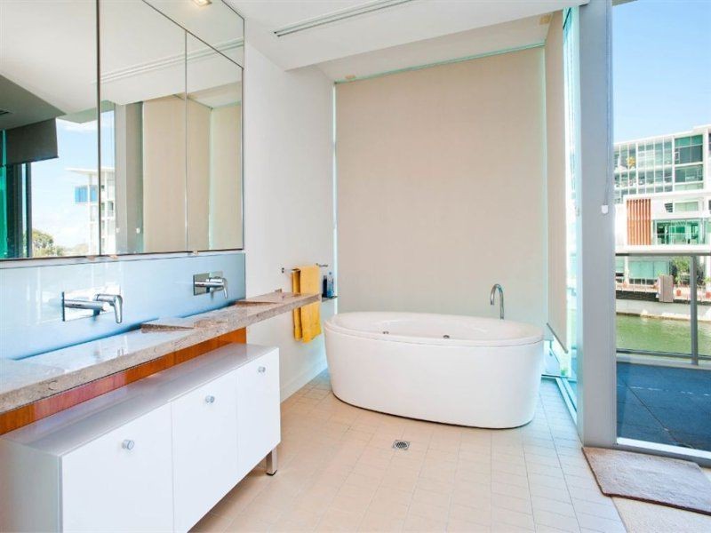 9104/2 Ephraim Island Parade, Paradise Point QLD 4216
