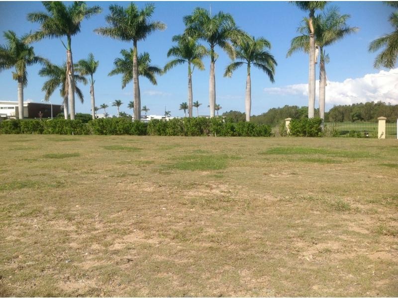 7841 Pavilions Place, Hope Island QLD 4212