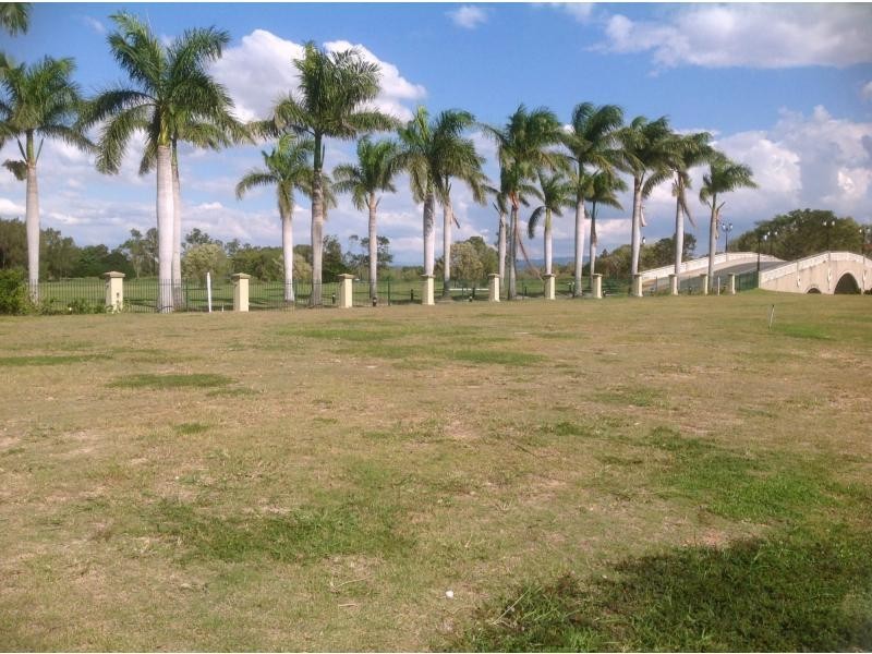 7841 Pavilions Place, Hope Island QLD 4212